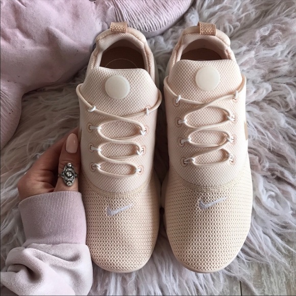 guava ice nike presto